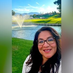 Meet your Posher, Jennie